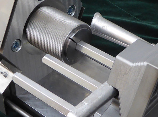  Universalprüfmaschine Twist-Control